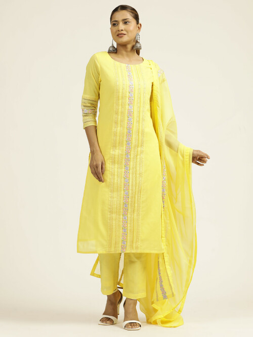 Explore a wide range of stylish Suits Set for Women, perfect for every occasion. From classic cuts to modern designs, find the perfect blend of tradition and contemporary fashion to enhance your look.



https://www.jaipurkurti.com/collections/suit-sets-4