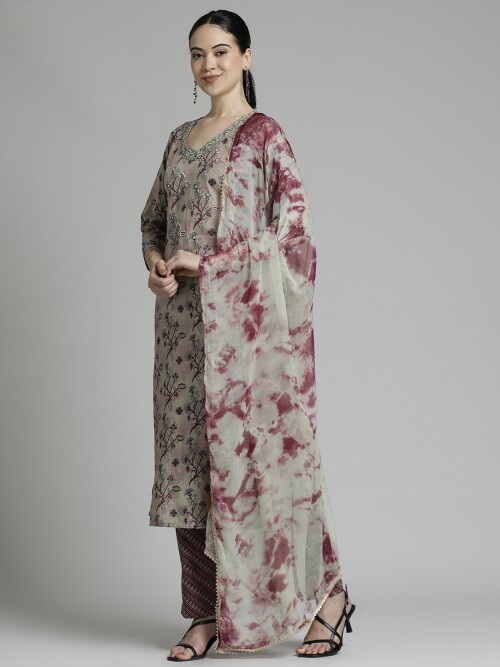 Explore a wide range of stylish Suits Set for Women, perfect for every occasion. From classic cuts to modern designs, find the perfect blend of tradition and contemporary fashion to enhance your look.


https://www.jaipurkurti.com/collections/suit-sets-4