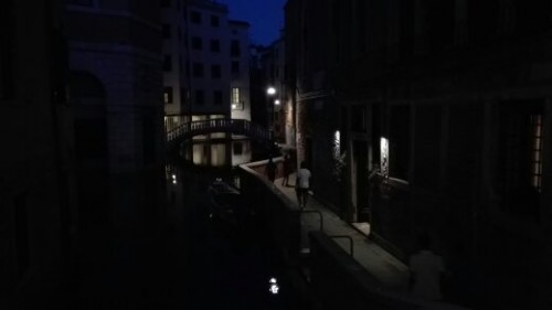 369399.jpg
