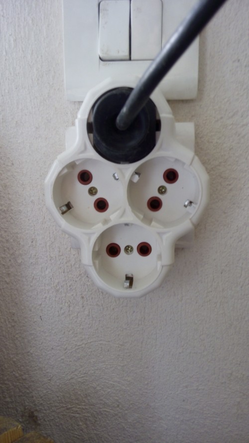 3c5849.jpg