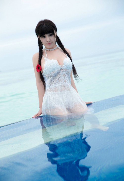 3f4f40.jpg