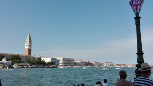 813742.jpg