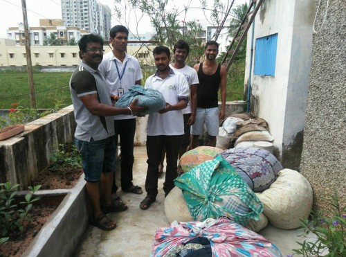 Agni foundation Flood Releif Distribution Works (19)
