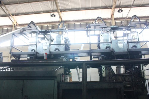 a3704f.jpg