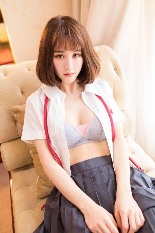 f65cb8.jpg